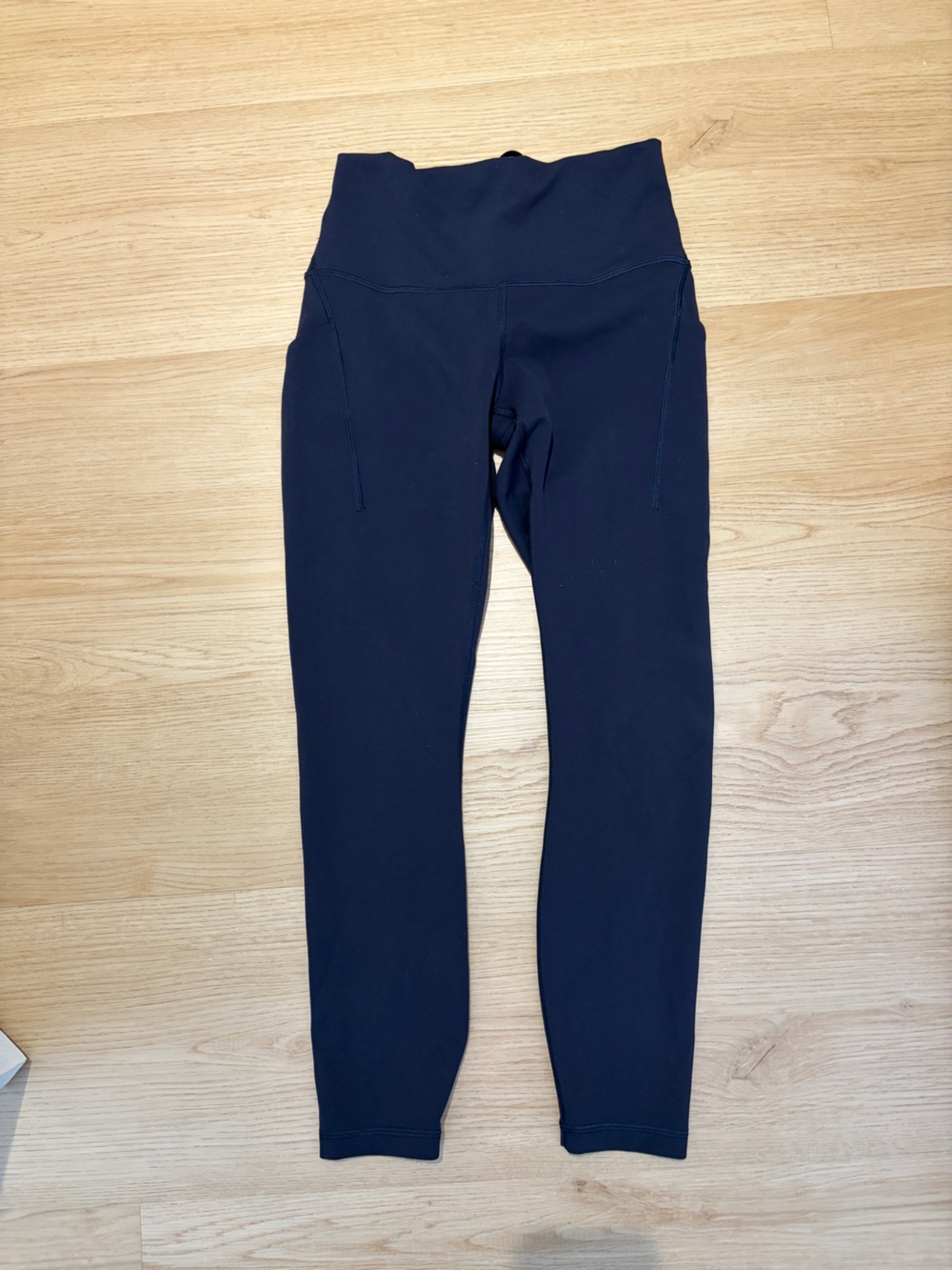 Lulu Lemon Navy Leggings with pockets